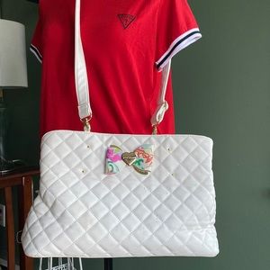 Quilted off white shoulder casual bag by Betsy Johnson